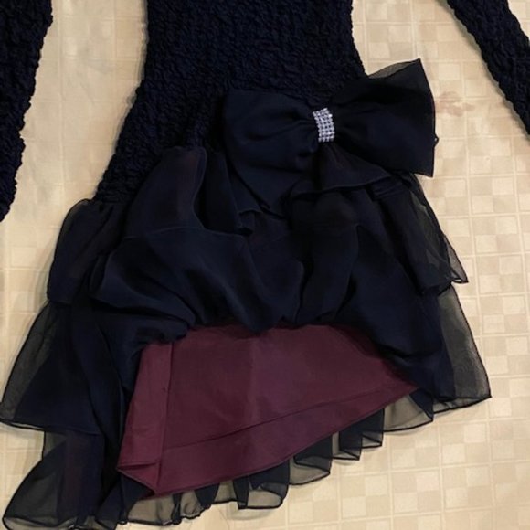 Gothic Victorian Style Dress - Picture 2 of 6